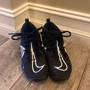 Nike Fastflex Boys cleats size 1